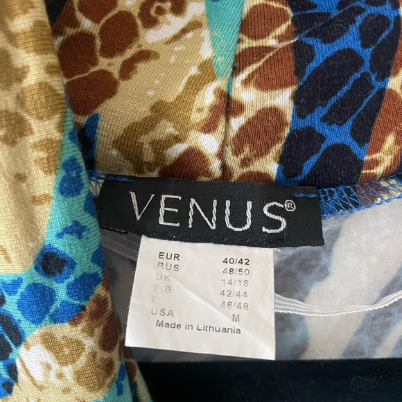 Sexy Pretty Dress - Picture 3 of 4